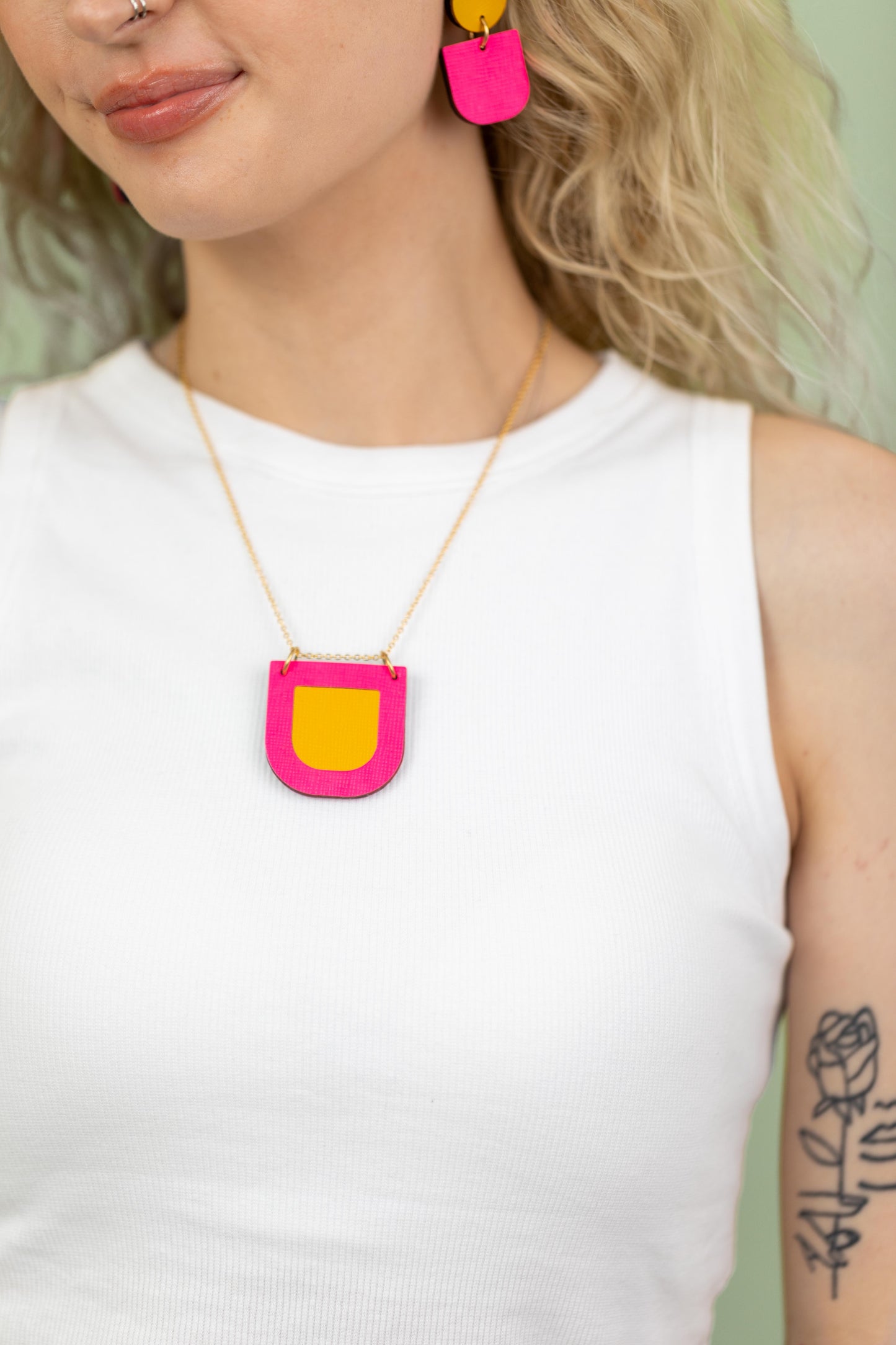 Curve Necklace Neon Yellow and Pink