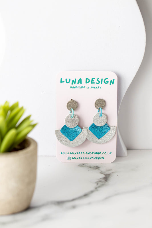 Cleopatra Earrings - Icy Horizon